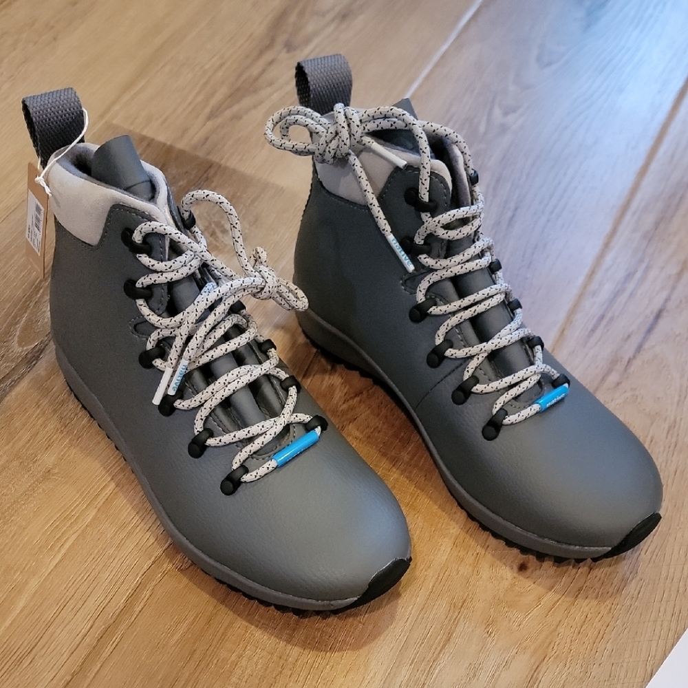Native AP Apex Dublin Grey Womens Boots with Patterned Laces